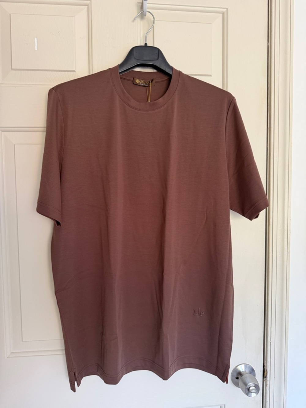 Loro Piana Men's Short Sleeve Crewneck Tee in Warm Brown